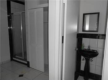 5th image of 5601 Collins Ave APT 1109