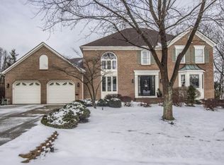 3755 Pine Ridge Dr, Lewis Center, OH 43035