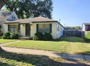 411 E Mulvane St, Mulvane, KS 67110