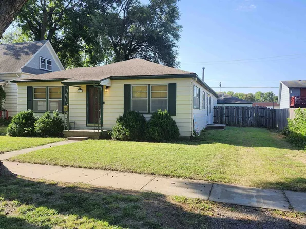 411 E Mulvane St, Mulvane, KS 67110