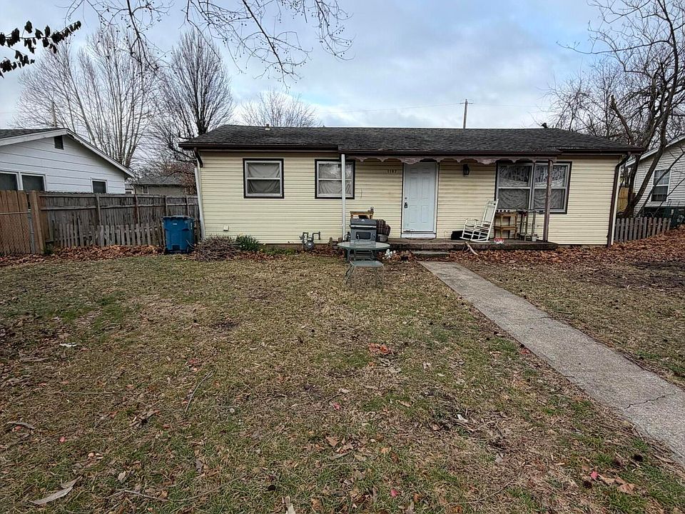 1st image of 1107 Ash St