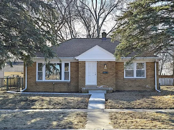 5317 West Lincoln Creek DRIVE, Milwaukee, WI 53218