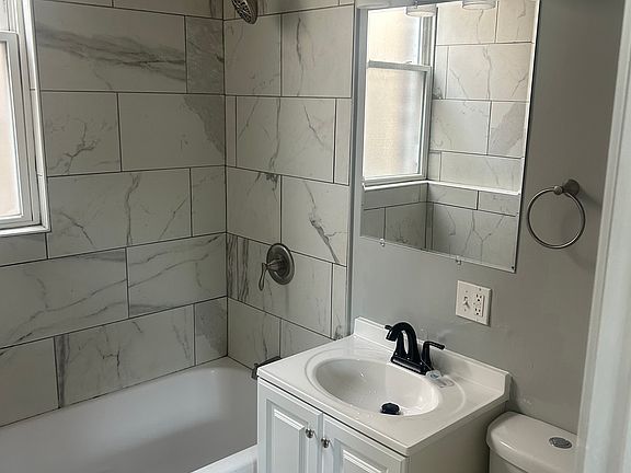 5th image of 1629 S Trumbull Ave #2