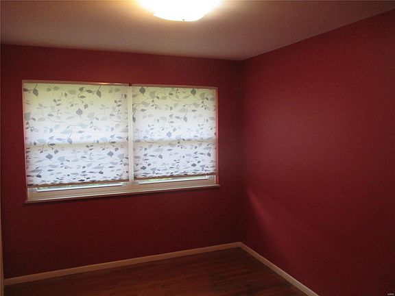 3rd image of 6004 Pebble Hill Dr