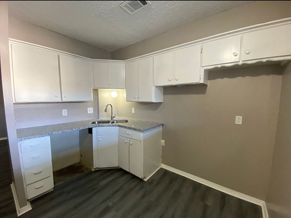 The Brownstones 2908 NW 28th St Oklahoma City OK Zillow