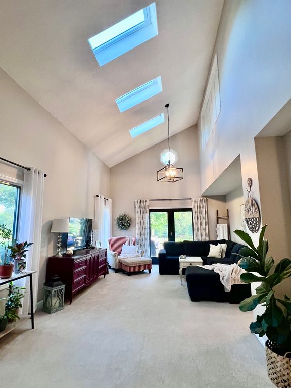 16455 Pretty View Dr - Property Image