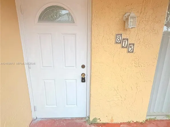 15410 SW 82nd Ln APT 815, Miami, FL 33193