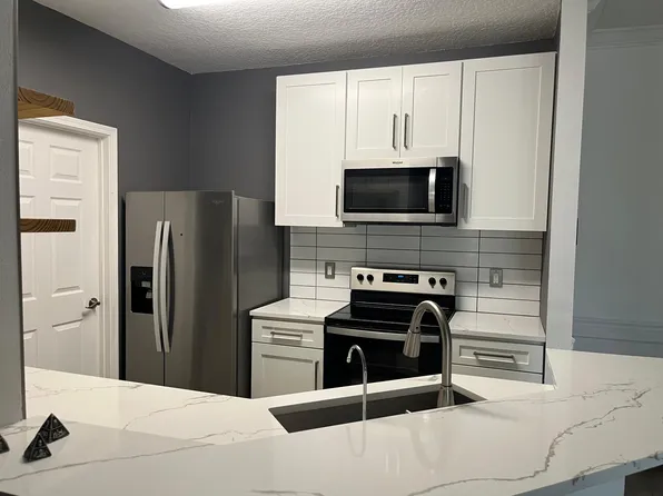 10000 N Gate Pkwy #1825, Jacksonville, FL 32246