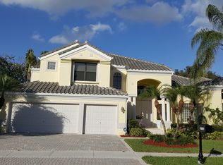 1061 SW 156th Ave, Hollywood, FL 33027