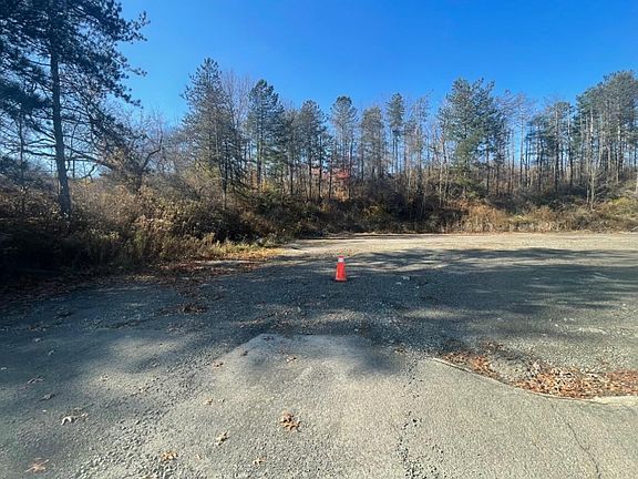 5th image of 6077 State Highway 12