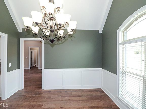 5th image of 501 Southern Woods Trl #8