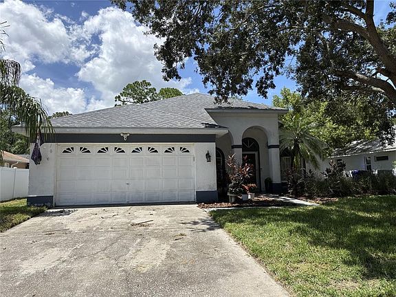2nd image of 348 FOUNTAINVIEW CIRCLE