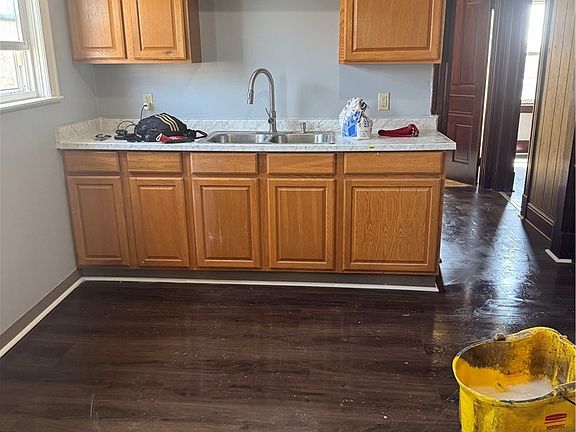 4th image of 29 Apple Ave