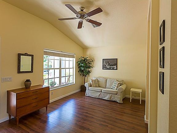 4th image of 11018 Laurel Brook Ct