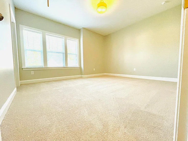 1930 Manor Stone Dr — Photo 15