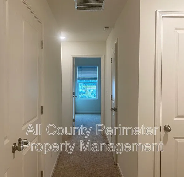 1117 Union Pacific Way — Photo 11