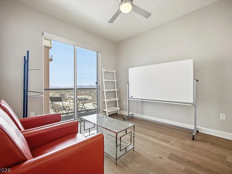 150 Las Vegas Blvd #1514 — Photo 21