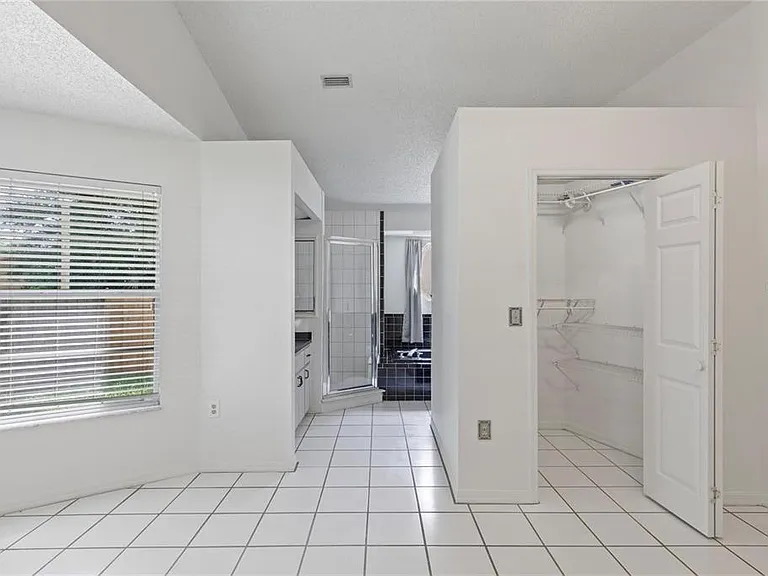 5116 Plantation Dr — Photo 10