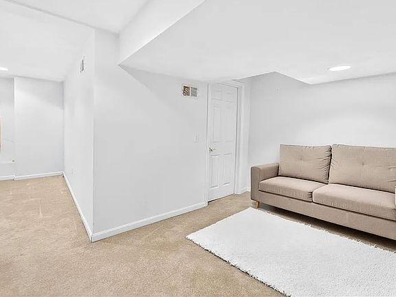 3rd image of 97 Farnum Pike Unit 2