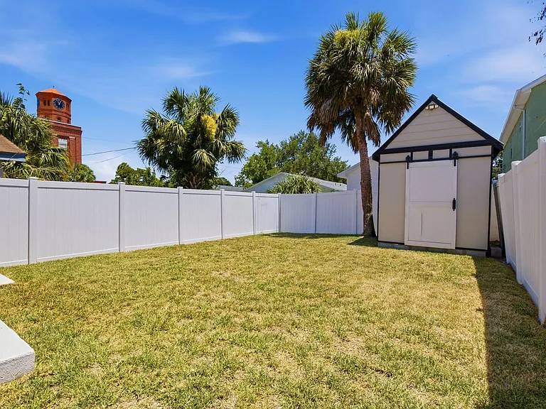 2110 W Palmetto St — Photo 40