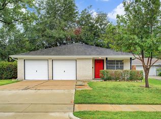 9431 Springmont Dr, Houston, TX 77080