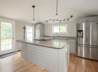 102 Guinea Rd, Biddeford, ME 04005