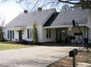 415 N 2nd St, Baldwyn, MS 38824