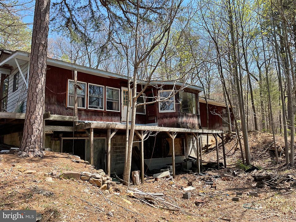 2nd image of 542 Hershel Ln