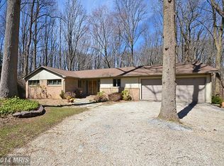 10 Winterberry Ct, Glen Arm, MD 21057