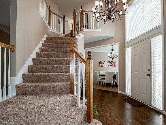 3rd image of 5112 W 157th Pl