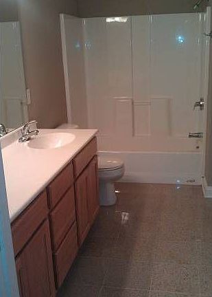 5th image of 5624 Winnetka Ave N