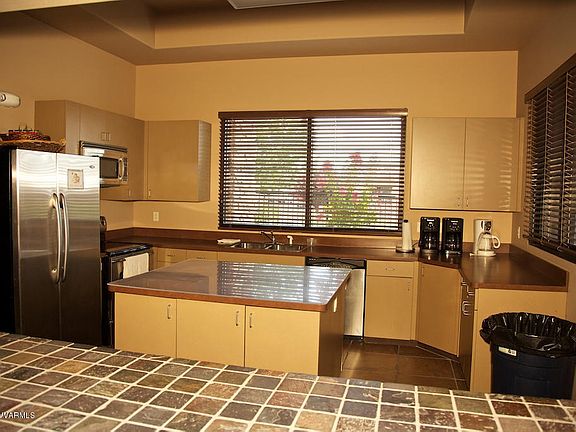 5th image of 415 S Camino De Encanto