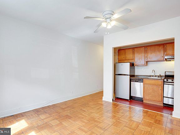 4th image of 2655 41st St NW APT 105