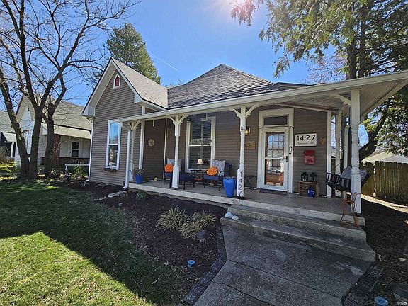 2nd image of 1427 Harrison St