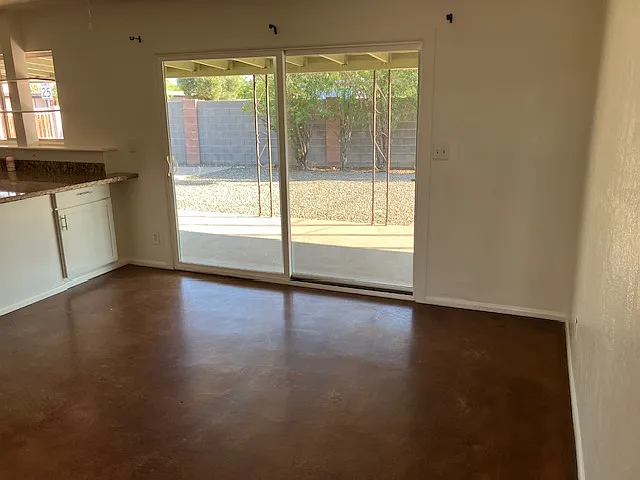 2942 W Madras Ln — Photo 10