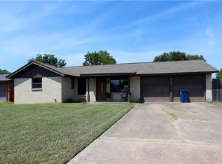1108 Paula Ln, Euless, TX 76040