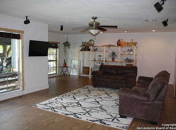 5th image of 6803 Blue Lake Dr