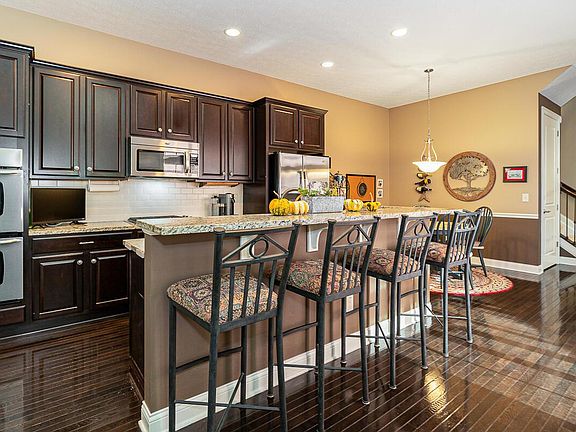 4th image of 6685 Hobbs Landing Dr E #20