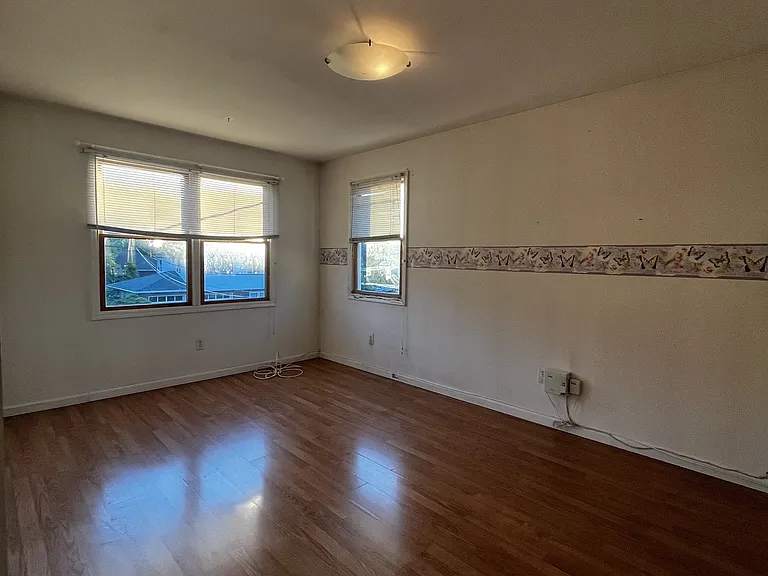165 Woods Ave #2 — Photo 6