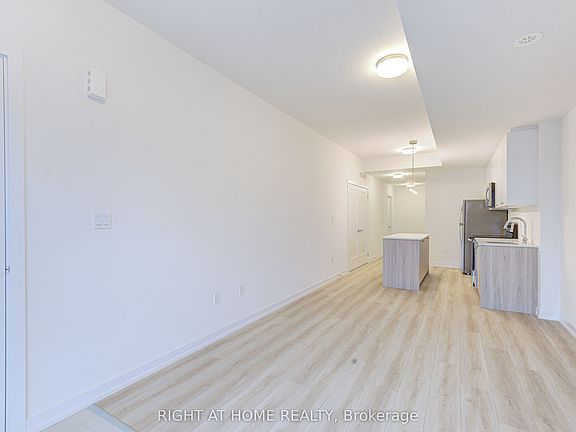 4th image of 25 Palace St #373-Q23