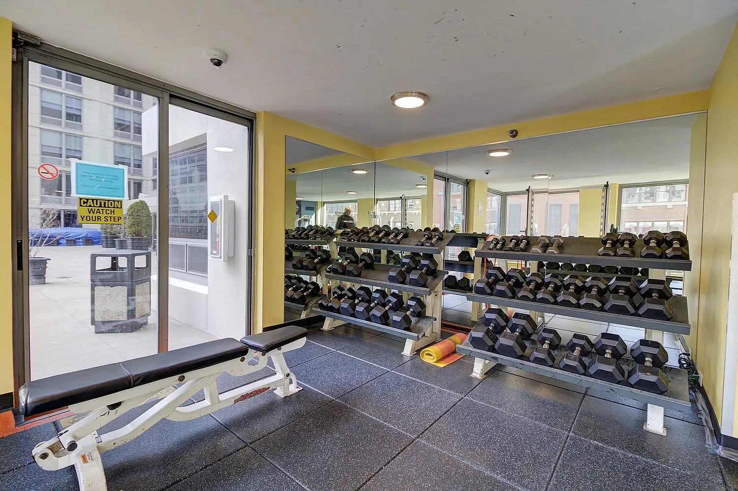 1 bed, 1200 sqft, $2,495 — Photo 3