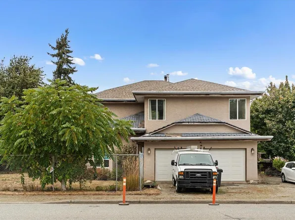 2203 Windsor St, Abbotsford, BC V2T 6L8