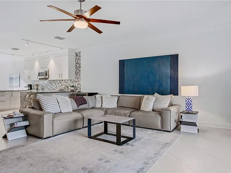 4800 Bethel Creek Dr #6S — Photo 3