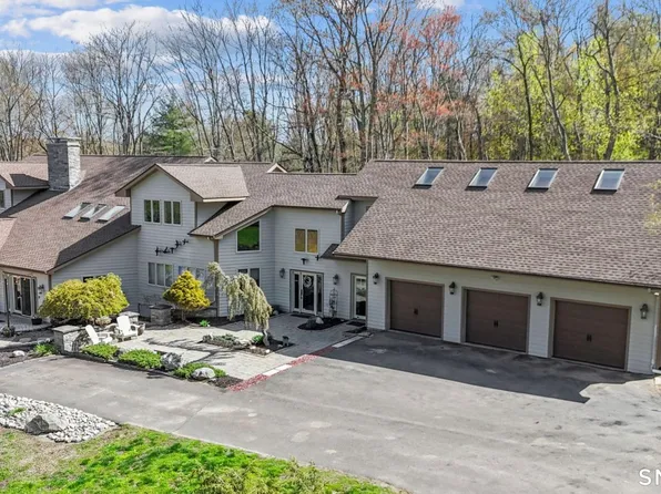 500 Thrall Avenue, Suffield, CT 06078