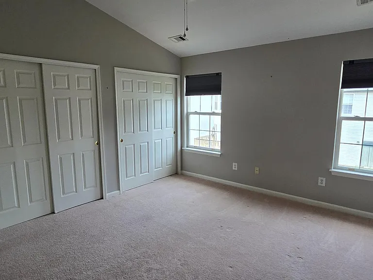 2436 Old Farmhouse Ct — Photo 17