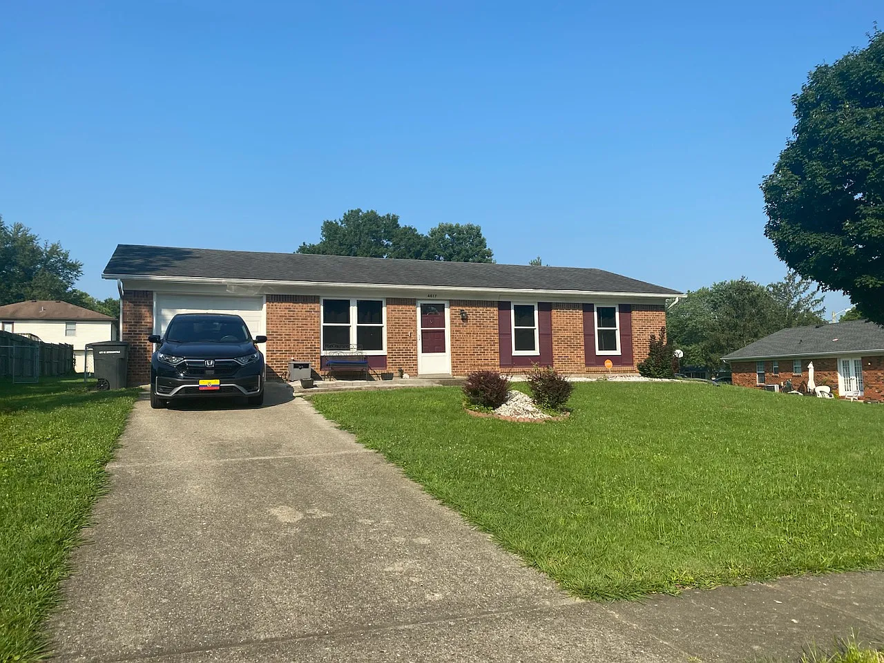 3 bed, 1053 sqft, $1,700 — Photo 1
