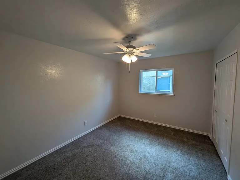 949 Mossvine Dr — Photo 19