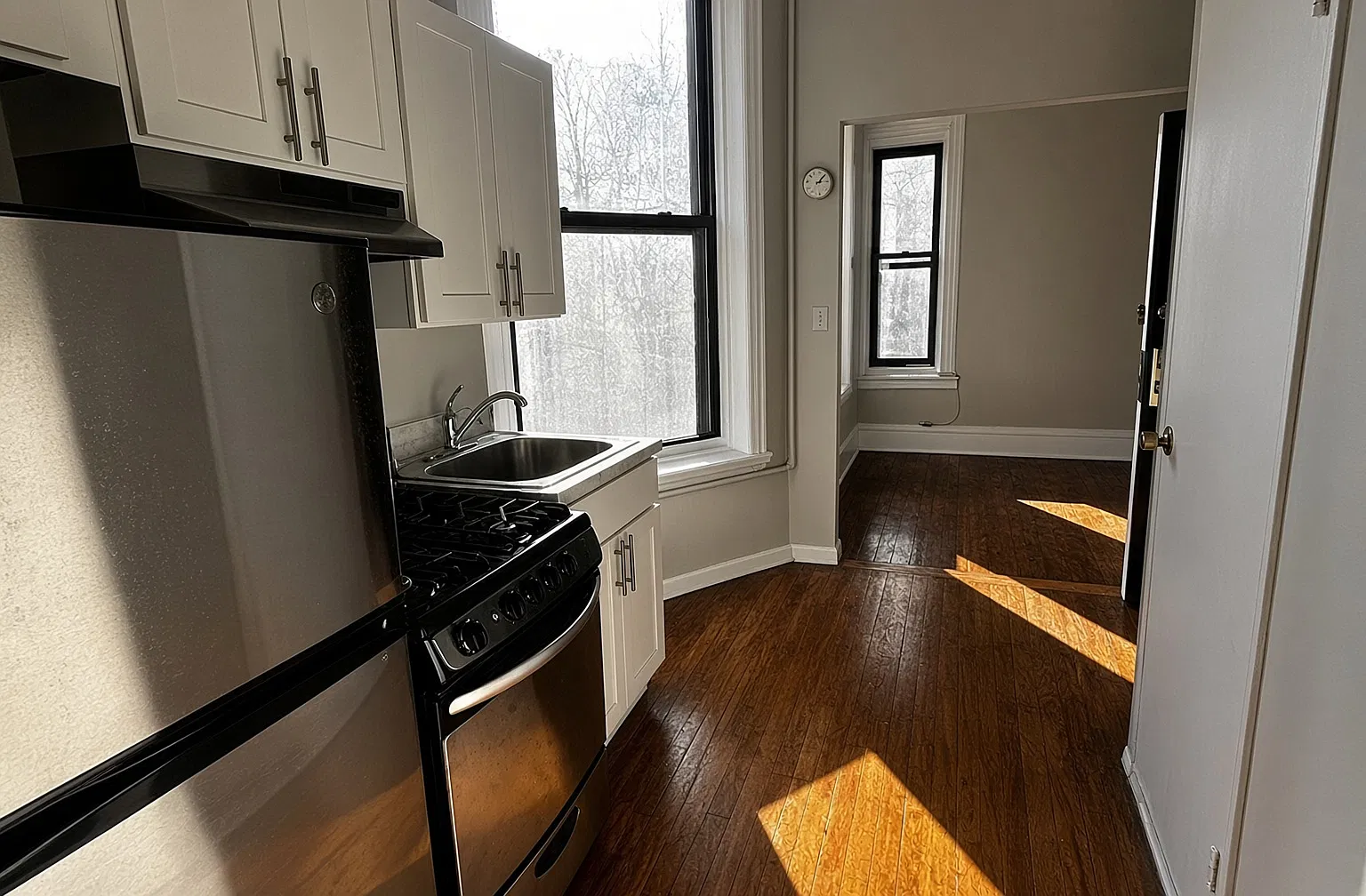 233 East 77th Street — Photo 1