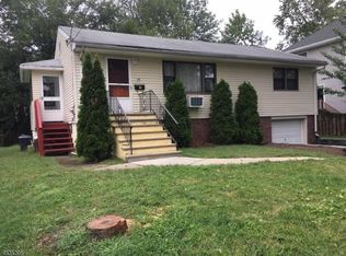 19 Northfield Rd, Parsippany, NJ 07054