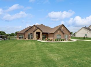 1018 Alex Dr, Springtown, TX 76082